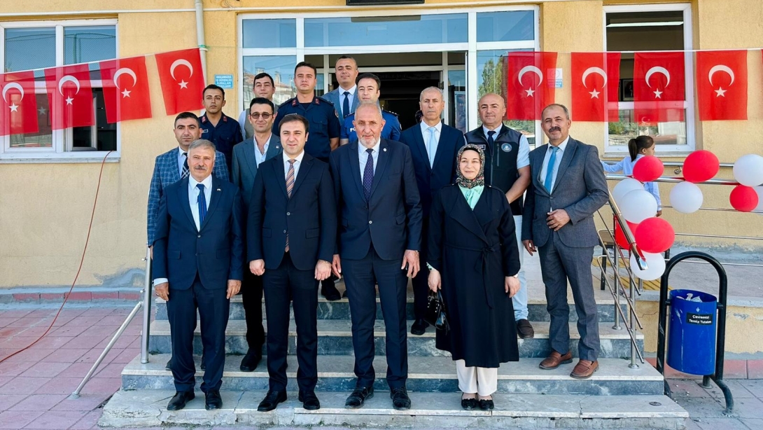 İlköğretim Haftası Coşkuyla Kutlandı 